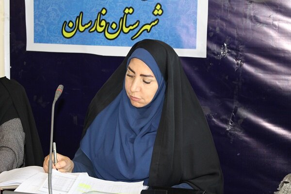 تجهیز بخشی از مصلای فارسان به عنوان کتابخانه عمومی کلید خورد