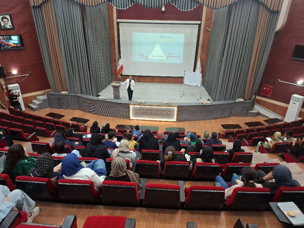 تندخوانی، بهرهوری فرد در مطالعه را افزایش میدهد