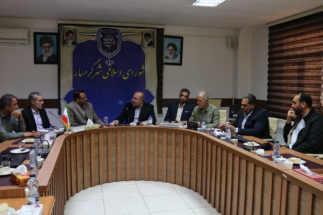 اختصاص یک دستگاه خودرو برای راهاندازی اولین کتابخانه سیار در گرمسار