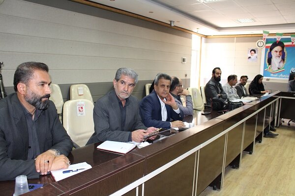 چراغ کتابخانه در شهر هوره و روستای چلوان روشن می‌شود