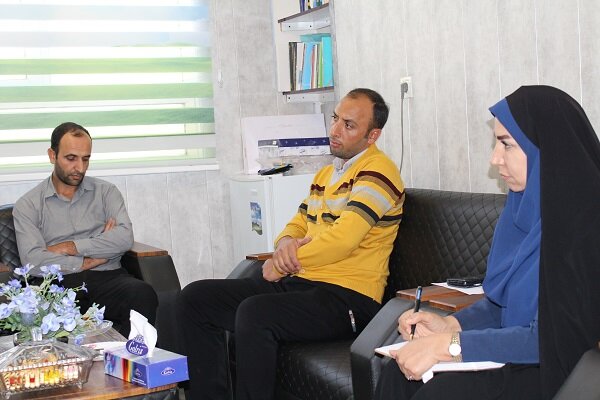 دیدار سرپرست اداره‌کل کتابخانه‌های عمومی چهارمحال و بختیاری با نیروهای خدمتگزار کتابخانه‌ها