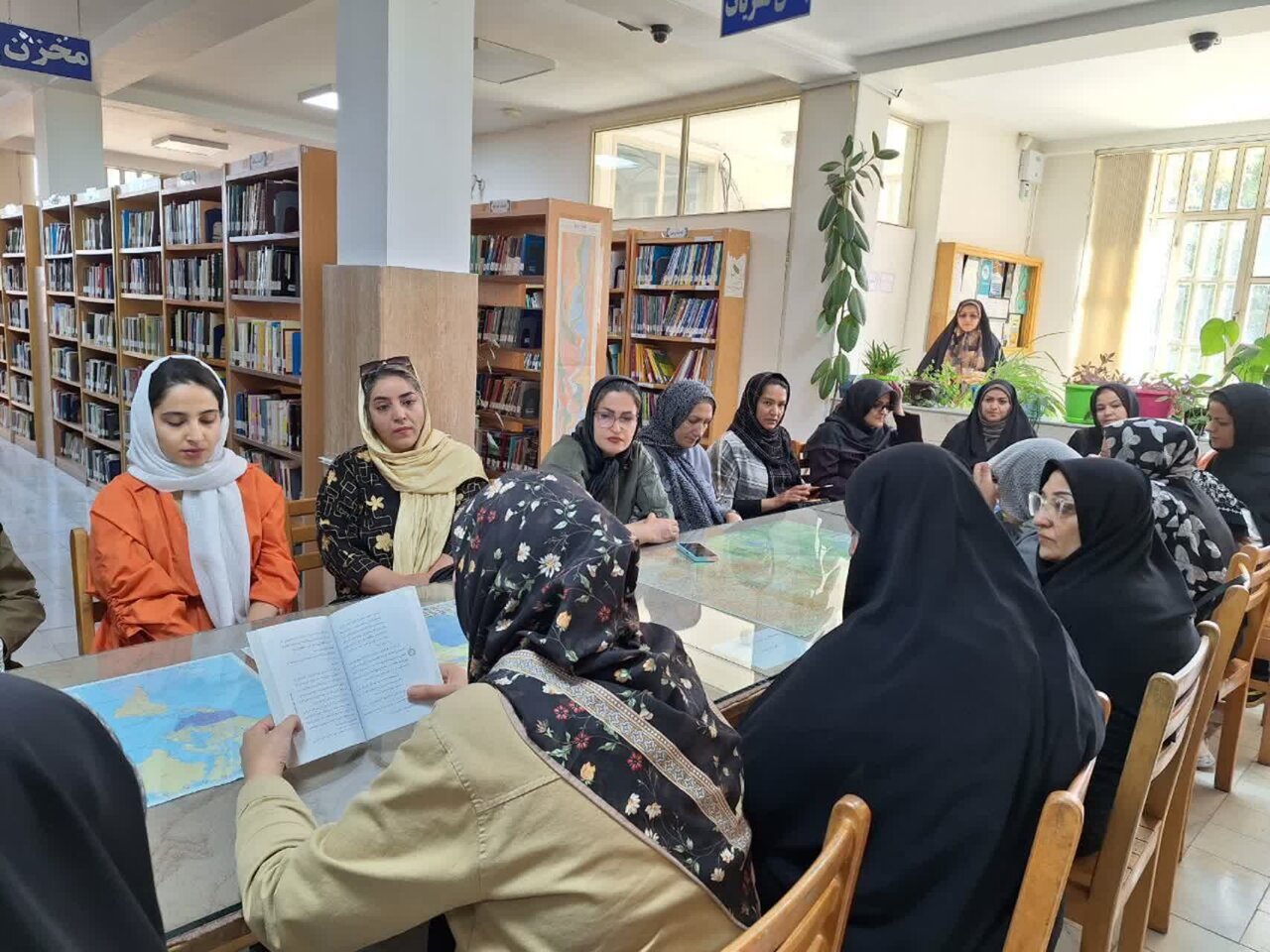 کتابخانه‌های عمومی، طلایه‌داران آگاهی در استان مرکزی