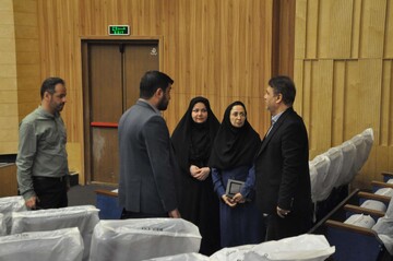 بازدید مدیرکل دفتر امور اجتماعی و فرهنگی استانداری گیلان از کتابخانه مرکزی رشت