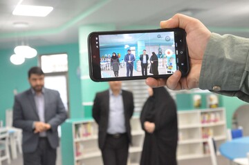 بازدید مدیرکل دفتر امور اجتماعی و فرهنگی استاندار گیلان از کتابخانه مرکزی رشت