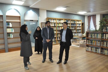 بازدید مدیرکل دفتر امور اجتماعی و فرهنگی استانداری گیلان از کتابخانه مرکزی رشت