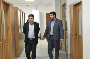 بازدید مدیرکل دفتر امور اجتماعی و فرهنگی استانداری گیلان از کتابخانه مرکزی رشت