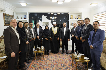 دیدار استاندار فارس با اعضای دبیرخانه پایتخت کتاب ایران