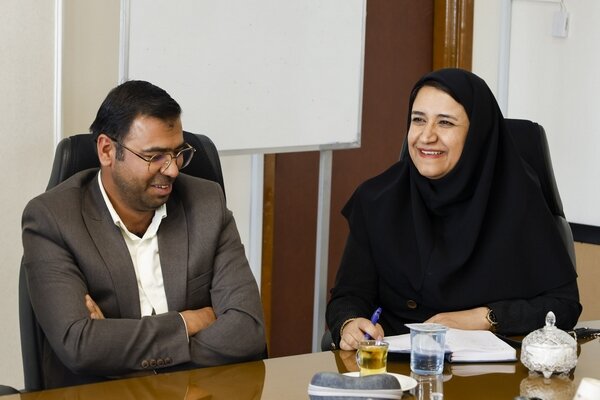 دستور ویژه استاندار فارس برای توسعه زیرساخت‌های کتابخانه‌ای اوز