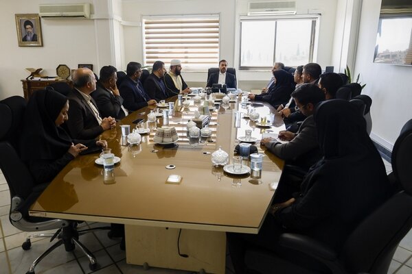 دستور ویژه استاندار فارس برای توسعه زیرساختهای کتابخانهای اوز