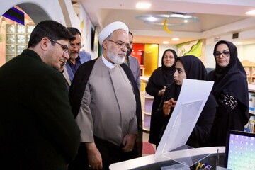 امضای تفاهم‌نامه با معاونت قرآن و عترت و بازدید از کتابخانه مرکزی پارک شهر