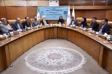 امضای تفاهم‌نامه با معاونت قرآن و عترت و بازدید از کتابخانه مرکزی پارک شهر