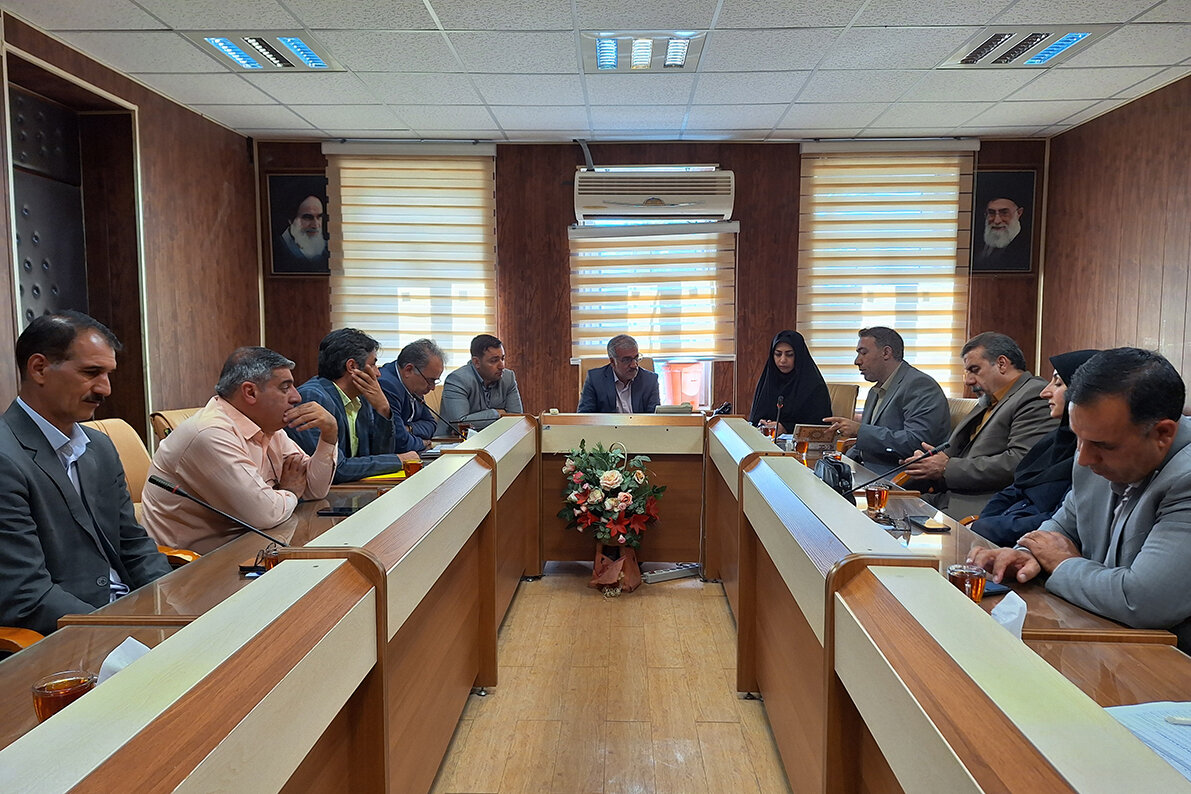 جلسه انجمن کتابخانههای عمومی شهرستان ایلام برگزار شد