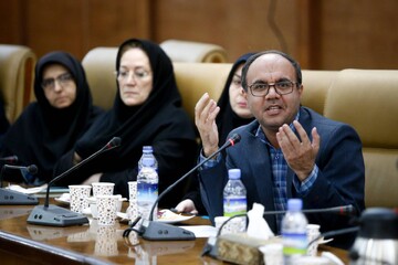 نشست «آسیب‌شناسی ترجمه و نشر» در کتابخانه مرکزی پارک شهر تهران