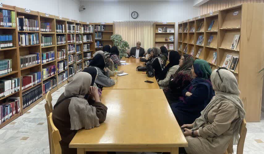 گرامیداشت مقام پرستار و برنامه‌های متنوع فرهنگی در کتابخانه‌های عمومی استان مرکزی
