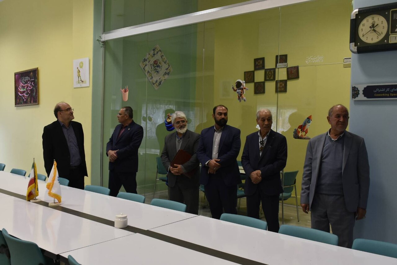 طرح «بوستان کتاب» در محوطه کتابخانه شهید آوینی وایقان اجرا میشود