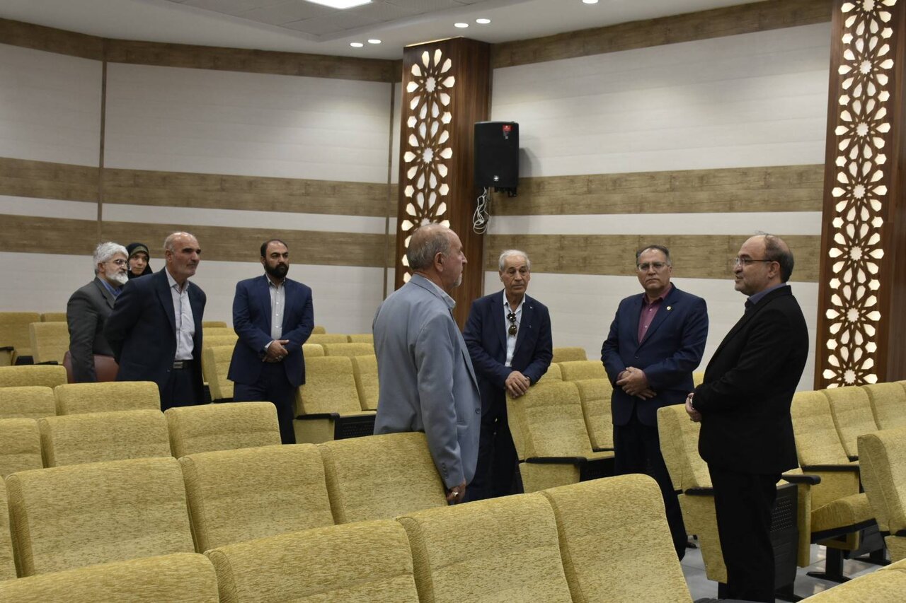 طرح «بوستان کتاب» در محوطه کتابخانه شهید آوینی وایقان اجرا می‌شود