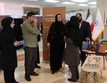 غرفه نهاد کتابخانه‌های عمومی کشور در رویداد ملی