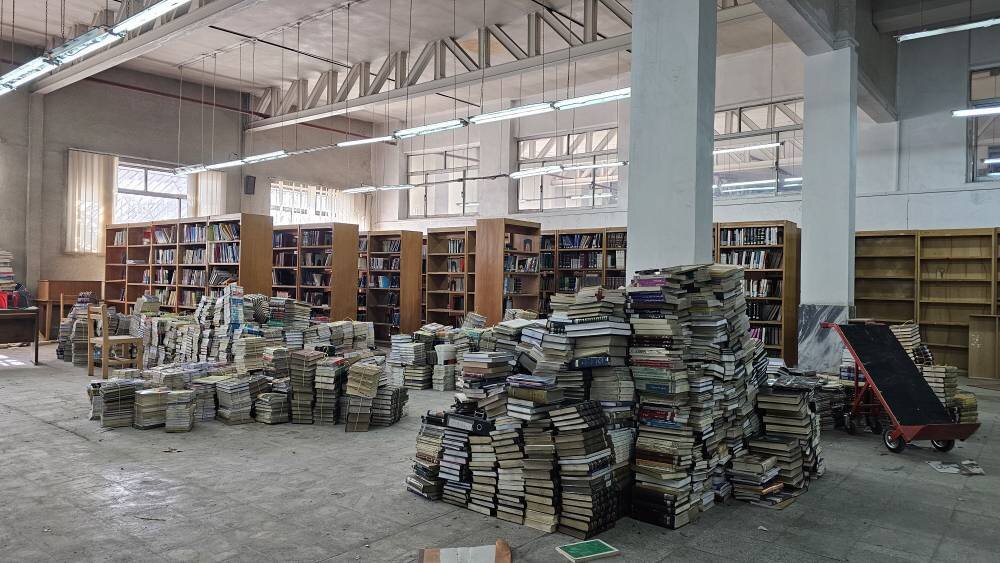 واگذاری رسمی کتابخانه امام خمینی(ره) به ادارهکل کتابخانههای عمومی استان زنجان