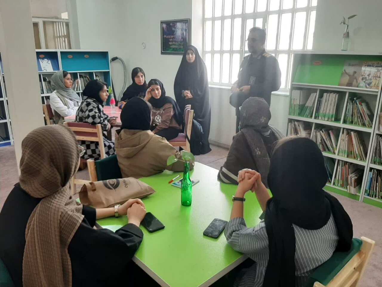 رونق کتابخوانی در کتابخانههای عمومی استان مرکزی