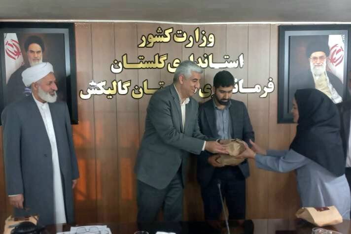 مدیرکل کتابخانه‌های عمومی گلستان با کتابداران گالیکش، مینودشت، مراوه‌تپه و کلاله دیدار کرد