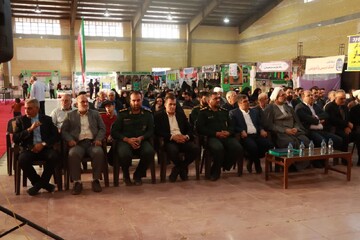 افتتاح نمایشگاه کتاب مهریز با حضور مدیر کل کتابخانه های عمومی استان یزد