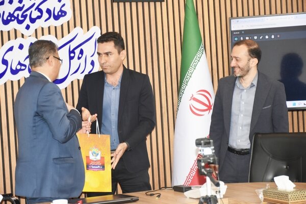 دوره آموزشی پدافند غیرعامل در کتابخانههای عمومی فارس برگزار شد