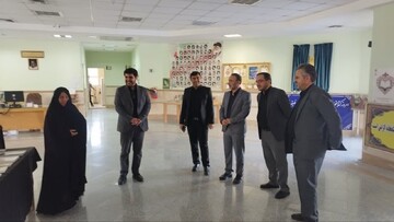 بازدید از کتابخانه شهدای نوبهار قم