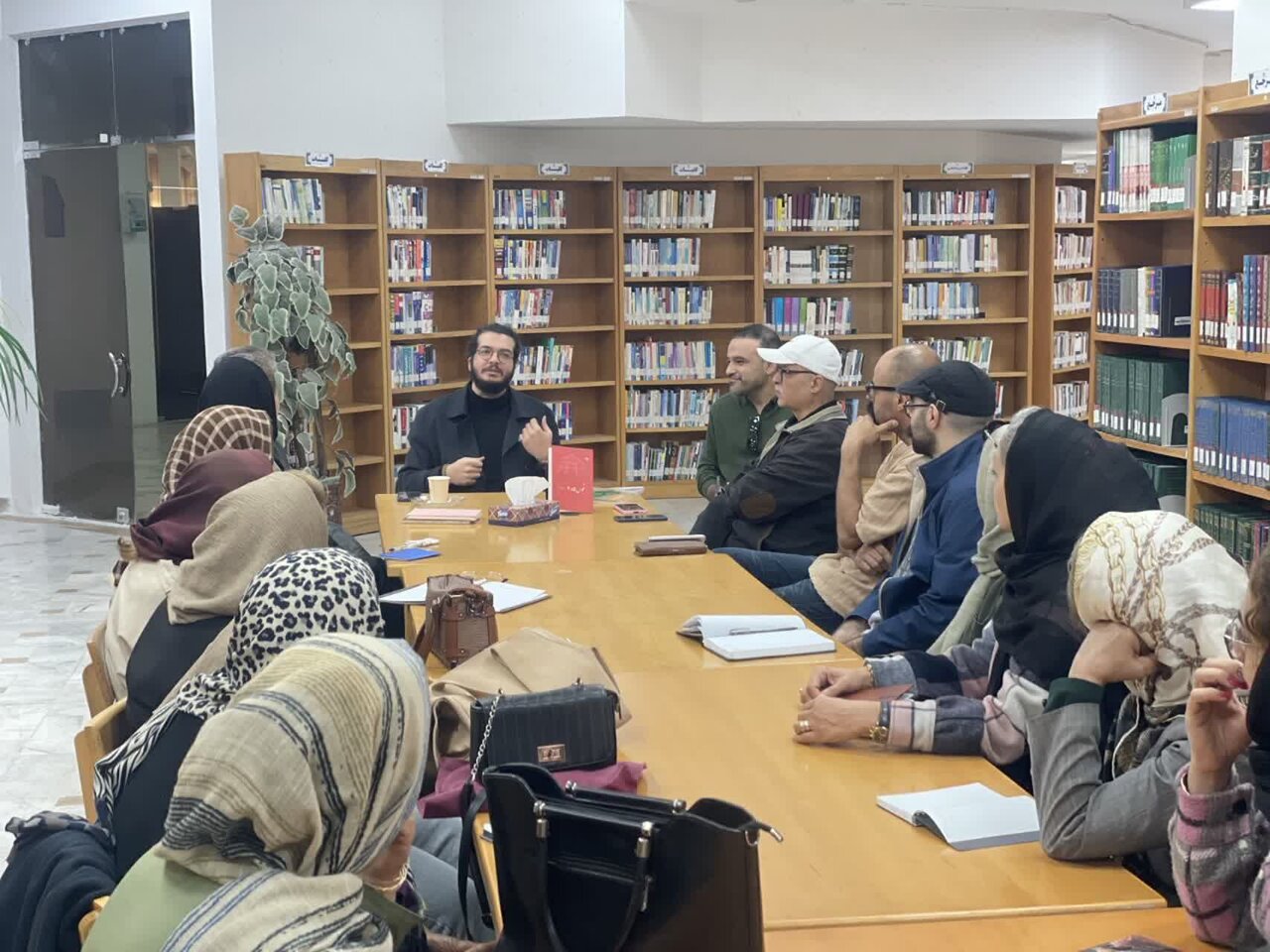 هفته‌ای سرشار از فعالیت‌های فرهنگی، آموزشی و ادبی در کتابخانه‌های عمومی استان مرکزی