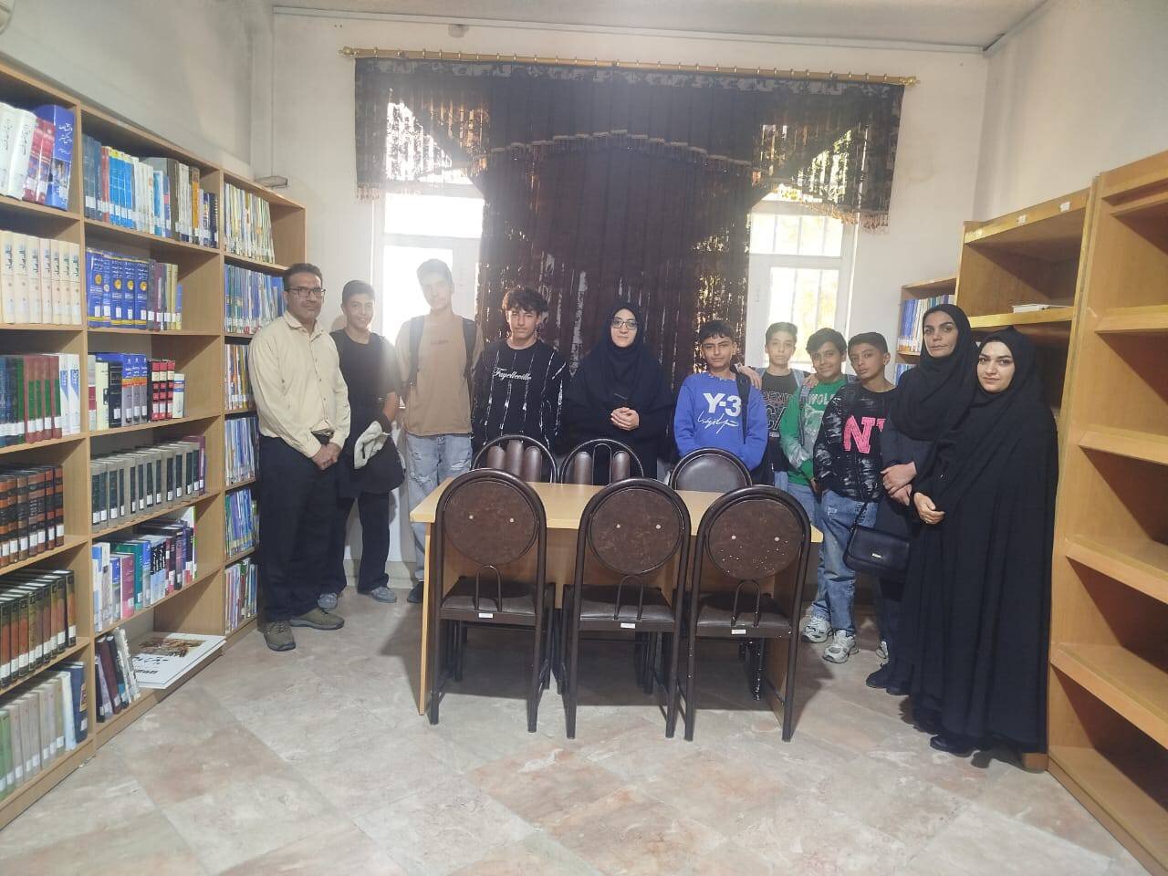 سرپرست اداره‌کل کتابخانه‌های عمومی لرستان از کتابخانه‌های ازنا بازدید کرد