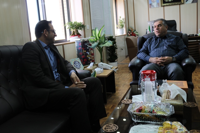 دیدار مدیرکل کتابخانه‌های عمومی با معاون سیاسی و امنیتی استانداری سمنان