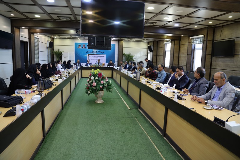 راهکارهای توسعه زیرساختهای کتابخوانی در شهرستانهای جم و دیر بررسی شد