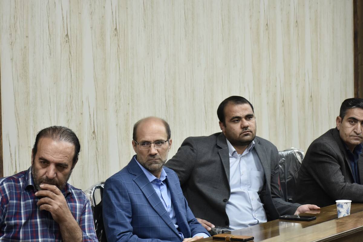 از همدلی کتابداران تا همراهی مردم؛ کتابخانه عمومی پاتوق حضور اقشار مختلف مردم