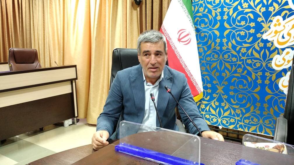 آئین رونمایی از کتاب «خاطرات شیرین یک دهه شصتی» در کتابخانه مرکزی ارومیه برگزار شد