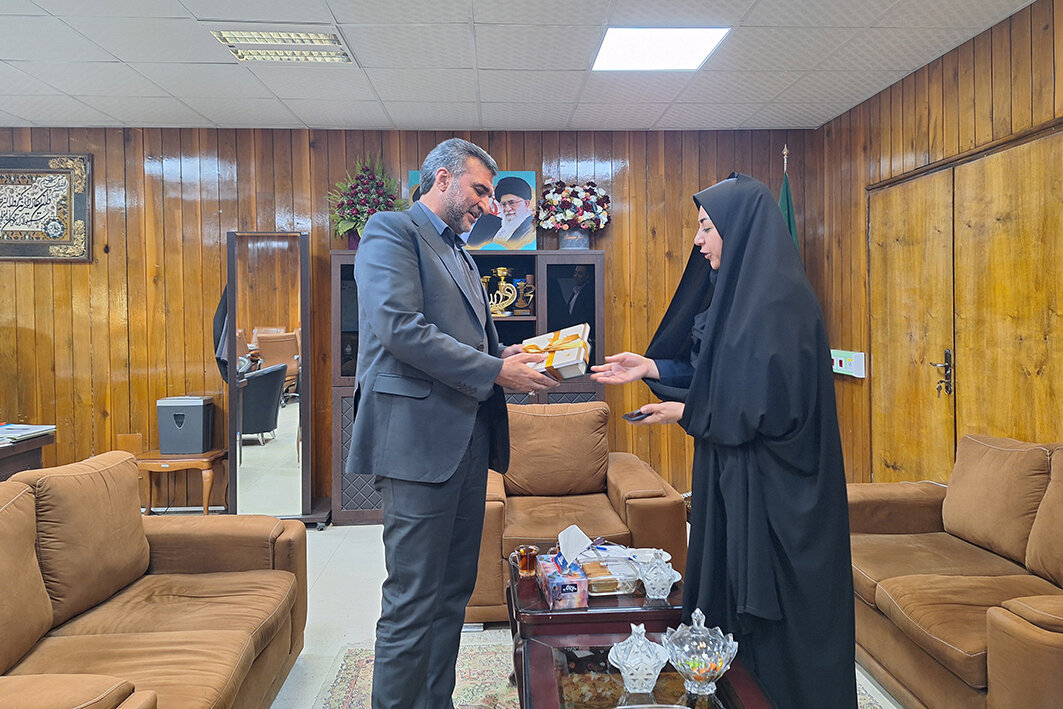 پاسداشت مفاخر فرهنگی ایلام، زمینهساز معرفی بیشتر ظرفیتهای فرهنگی استان خواهد بود