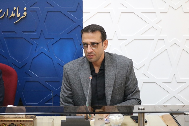 اهدای یک دستگاه خودرو از سوی شهرداری برای راهاندازی اولین کتابخانه سیار سمنان