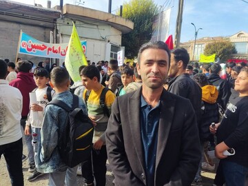 حضور کارکنان کتابخانه‌های عمومی استان آذربایجان غربی در راهپیمایی یوم الله ۱۳ آبان