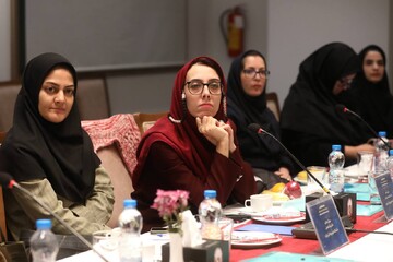 نشست هم‌اندیشی دبیرکل نهاد با اساتید علم اطلاعات و دانش‌شناسی دانشگاه‌های تهران