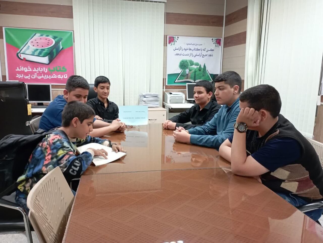 گرامیداشت روز دانشآموز در کتابخانههای عمومی استان مرکزی