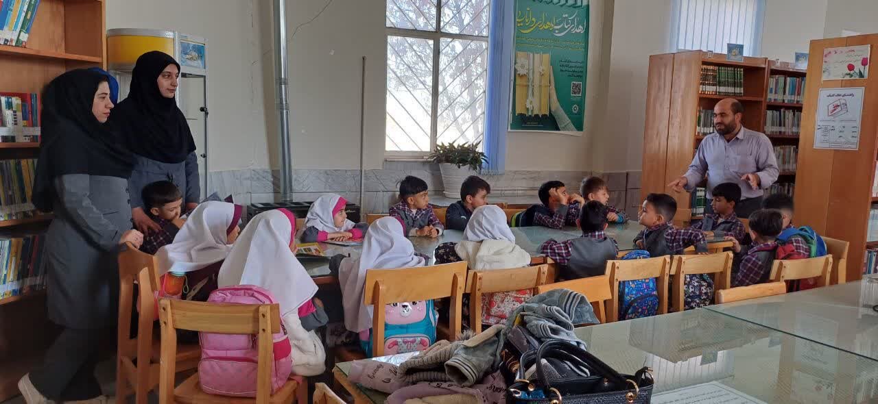 گرامیداشت روز دانش‌آموز در کتابخانه‌های عمومی استان مرکزی