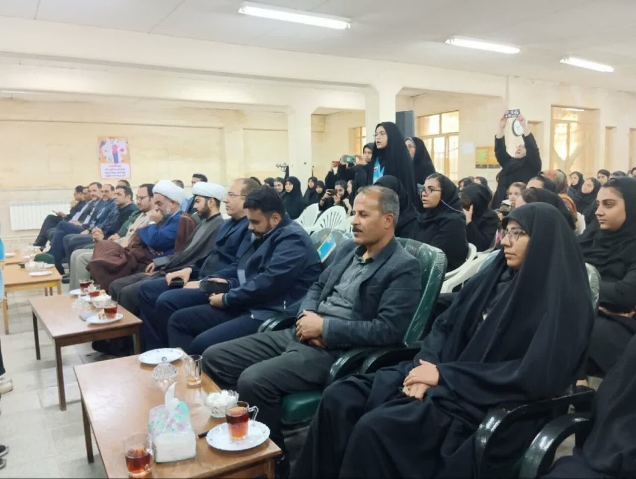 گرامیداشت روز دانش‌آموز در کتابخانه‌های عمومی استان مرکزی