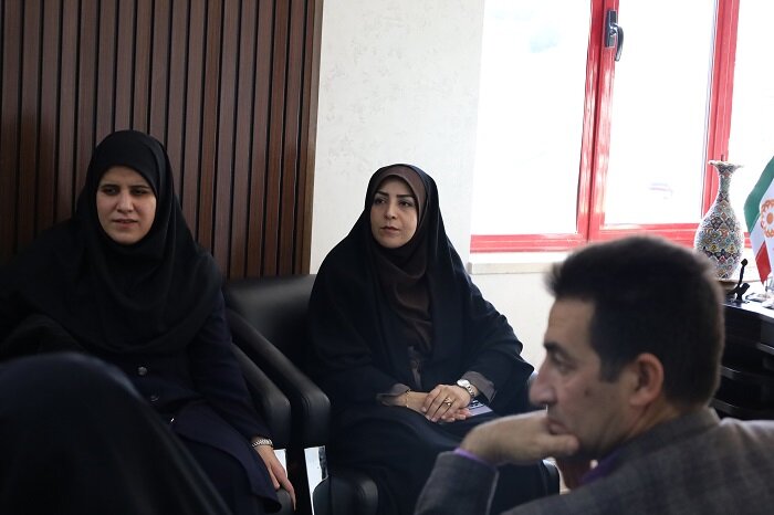 دیدار مدیرکل کتابخانه‌های عمومی با مدیرکل بهزیستی استان آذربایجان‌ غربی