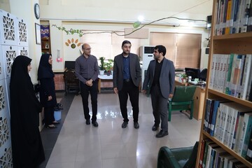 بازدید مدیرکل دفتر مرکزی حراست نهاد از کتابخانه‌های عمومی استان بوشهر