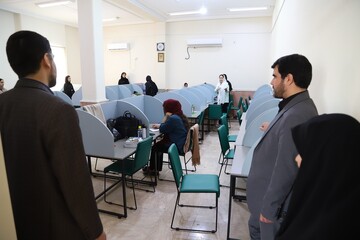 بازدید مدیرکل دفتر مرکزی حراست نهاد از کتابخانه‌های عمومی استان بوشهر