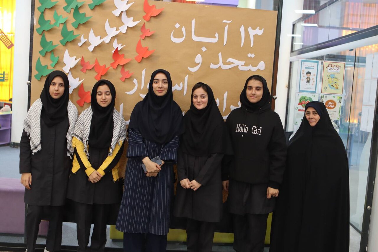 رویداد «راز سیزدهم» در کتابخانه مرکزی خرم‌آباد برگزار شد