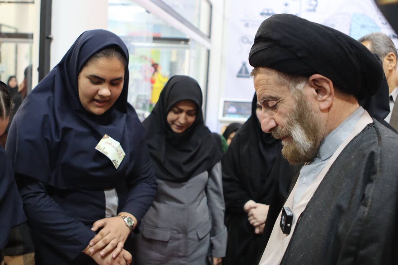 رویداد «راز سیزدهم» در کتابخانه مرکزی خرم‌آباد برگزار شد