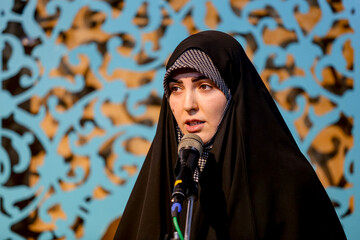 عاطفه جوشقانیان