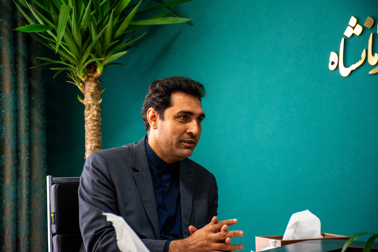 تفاهمنامه همکاری میان ادارهکل امور روستایی استانداری و کتابخانههای عمومی کرمانشاه به امضا رسید