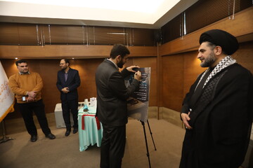 نشست معرفی و بررسی کتاب «تب ناتمام» در کتابخانه مرکزی پارک شهر