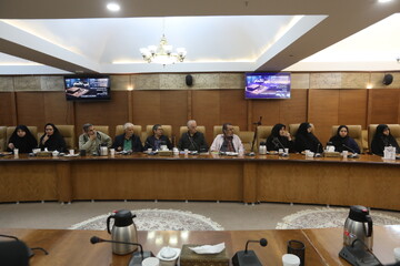 نشست معرفی و بررسی کتاب «تب ناتمام» در کتابخانه مرکزی پارک شهر