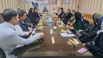 تجلیل از نویسندگان